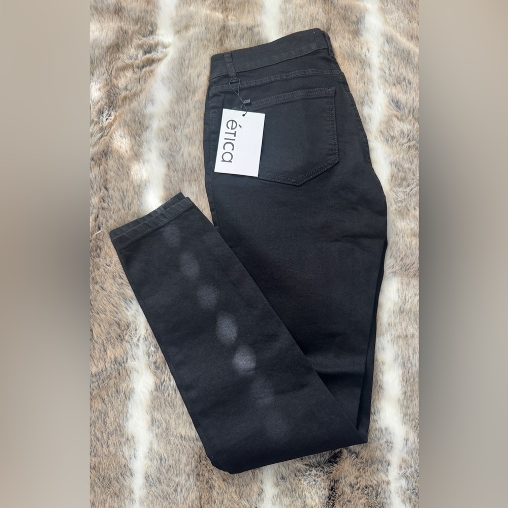 NWT Etica Classic Black Jeans Size 3. Skinny Jean